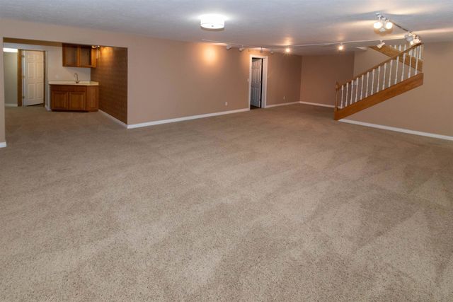 14420 W Charles Rd, Nine Mile Falls, WA 99026