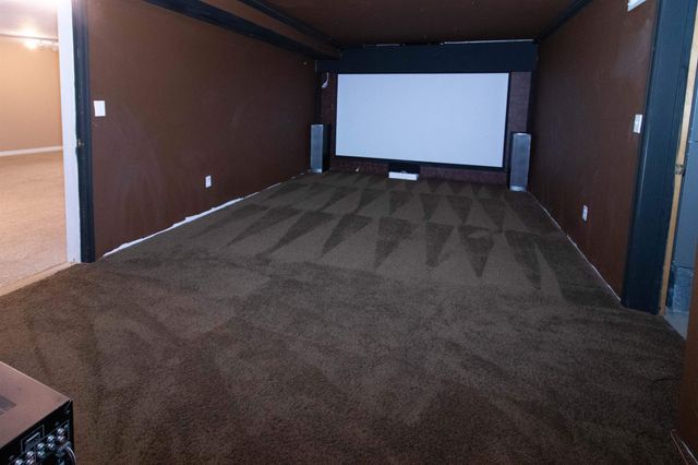 14420 W Charles Rd, Nine Mile Falls, WA 99026