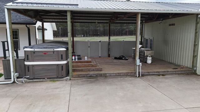 14420 W Charles Rd, Nine Mile Falls, WA 99026