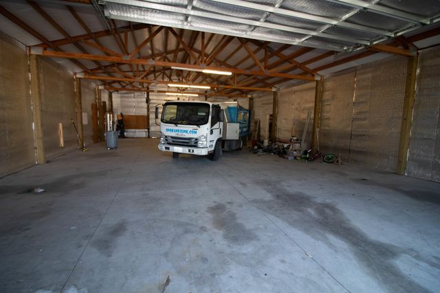 14420 W Charles Rd, Nine Mile Falls, WA 99026