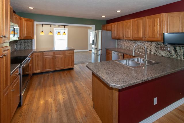 14420 W Charles Rd, Nine Mile Falls, WA 99026
