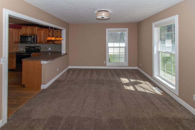 14420 W Charles Rd, Nine Mile Falls, WA 99026