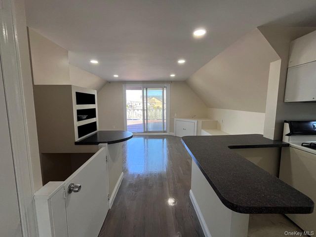 252 Lindell Boulevard, Long Beach, NY 11561