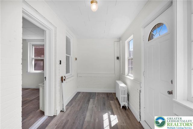 1252 East 4th Street, Bethlehem City, PA 18015