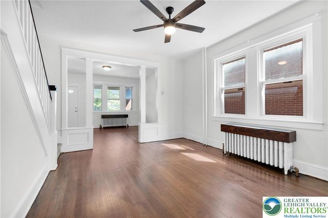 1252 East 4th Street, Bethlehem City, PA 18015