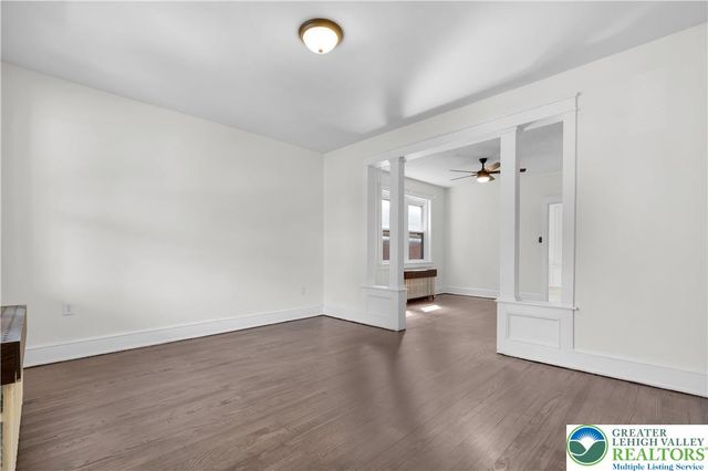 1252 East 4th Street, Bethlehem City, PA 18015