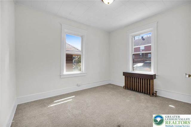 1252 East 4th Street, Bethlehem City, PA 18015