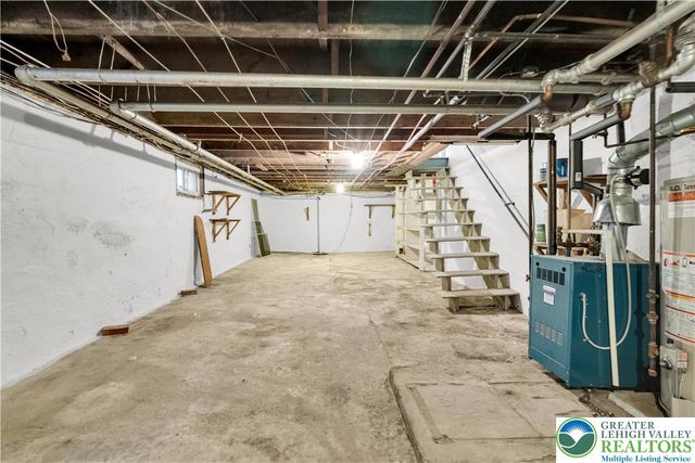 1252 East 4th Street, Bethlehem City, PA 18015