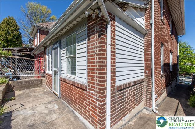 1252 East 4th Street, Bethlehem City, PA 18015