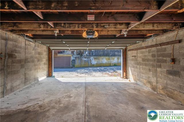 1252 East 4th Street, Bethlehem City, PA 18015