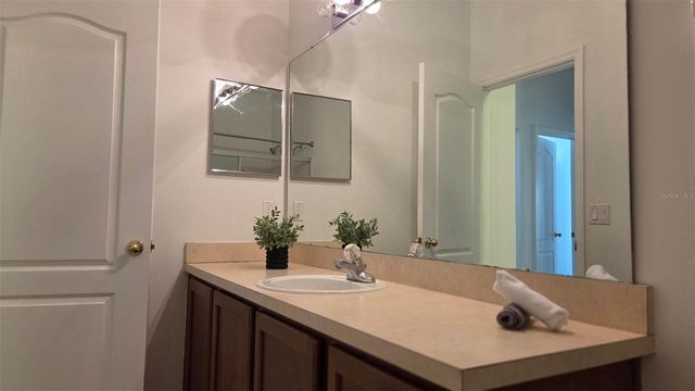 10258 LAKE DISTRICT LANE, Orlando, FL 32832