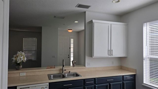 10258 LAKE DISTRICT LANE, Orlando, FL 32832