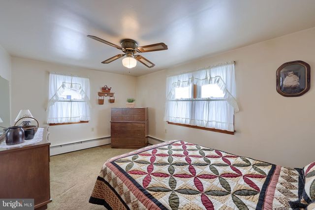 830 PALMYRA BELLEGROVE RD, Annville, PA 17003