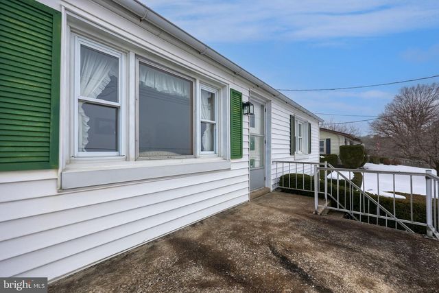 830 PALMYRA BELLEGROVE RD, Annville, PA 17003