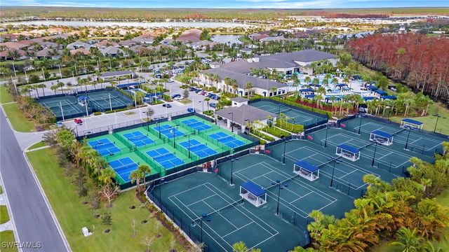 28689 Montecristo LOOP, Bonita Springs, FL 34135