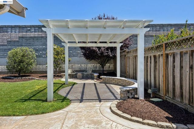 4443 Macbeth Cir, Fremont, CA 94555