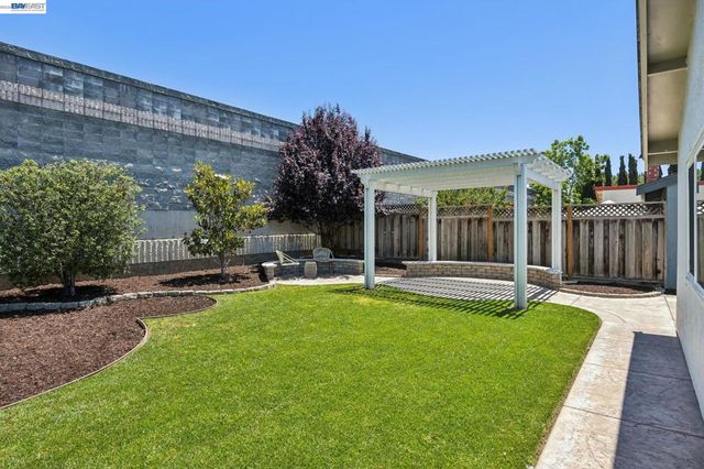 4443 Macbeth Cir, Fremont, CA 94555