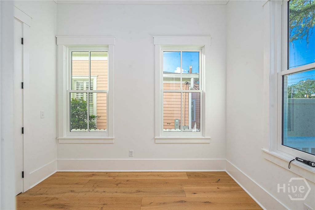 Image 12 of property listing at 312 W 38th Street, Savannah, GA 31401