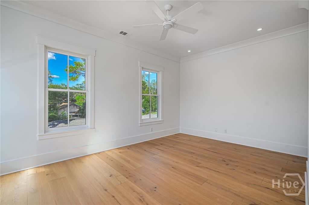 Image 17 of property listing at 312 W 38th Street, Savannah, GA 31401