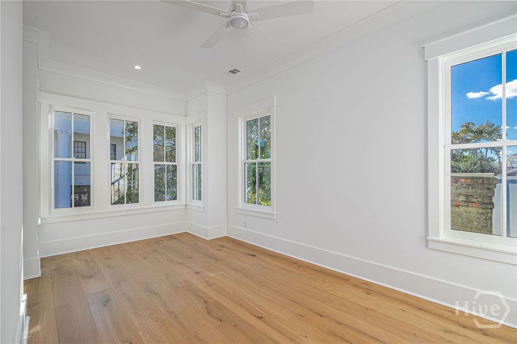 Image 21 of property listing at 312 W 38th Street, Savannah, GA 31401