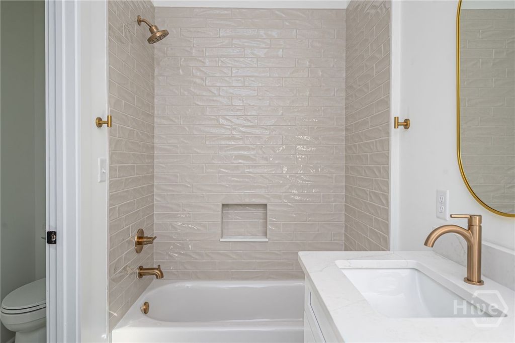 Image 24 of property listing at 312 W 38th Street, Savannah, GA 31401