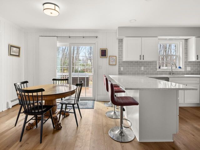 185 Summit Circle, Shelburne, VT 05482