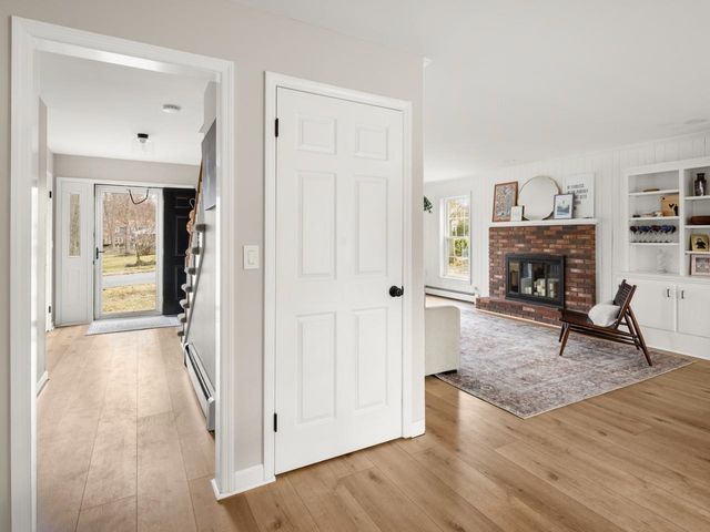 185 Summit Circle, Shelburne, VT 05482