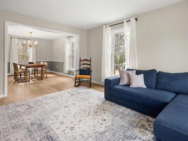185 Summit Circle, Shelburne, VT 05482
