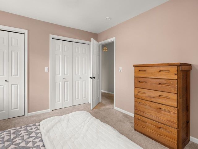185 Summit Circle, Shelburne, VT 05482