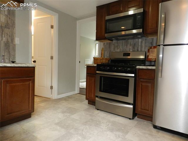 358 Ruxton Avenue, Manitou Springs, CO 80829