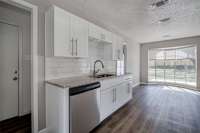 4801 Winesanker Way, Fort Worth, TX 76133