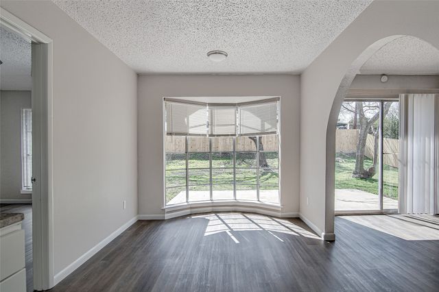 4801 Winesanker Way, Fort Worth, TX 76133