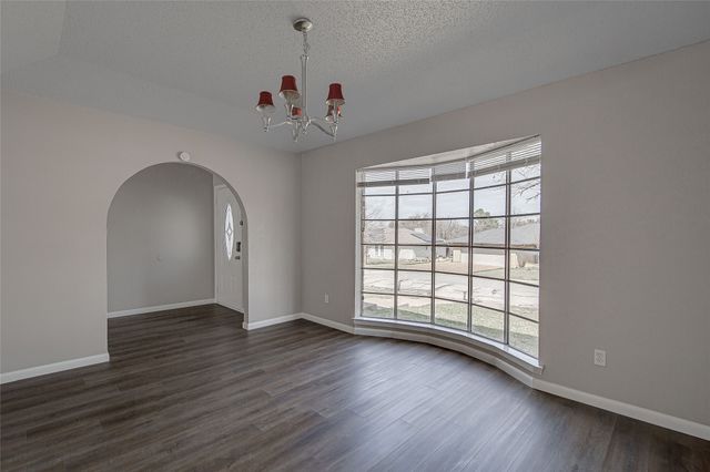 4801 Winesanker Way, Fort Worth, TX 76133