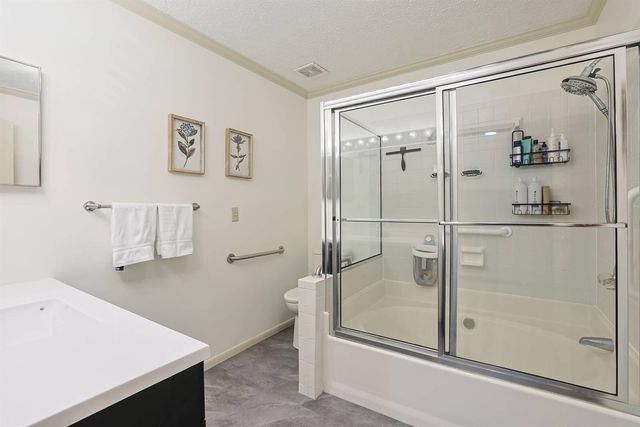 117 Creekstone Court, 13C, Cold Spring, KY 41076