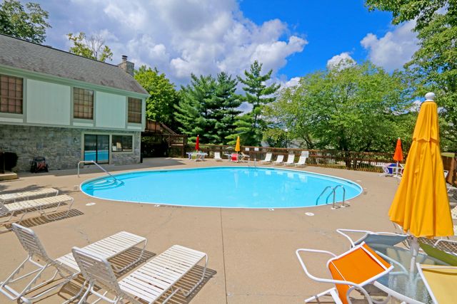 117 Creekstone Court, 13C, Cold Spring, KY 41076