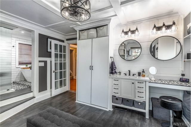 283 Linwood Avenue, Buffalo, NY 14209