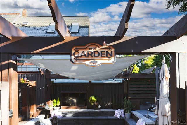 283 Linwood Avenue, Buffalo, NY 14209