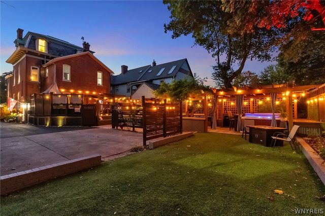 283 Linwood Avenue, Buffalo, NY 14209