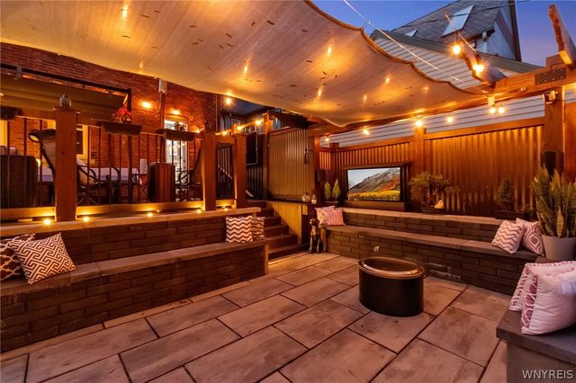 283 Linwood Avenue, Buffalo, NY 14209