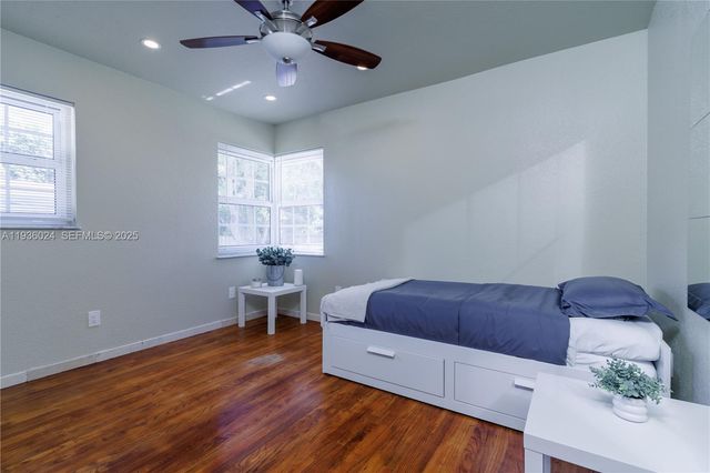 250 NE 48th St, Miami, FL 33137