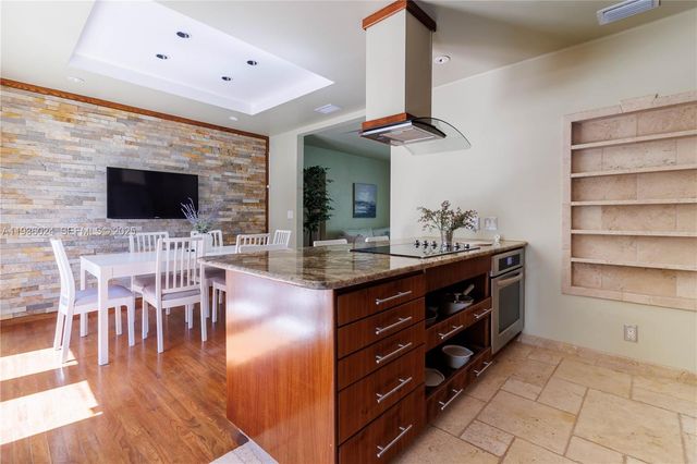 250 NE 48th St, Miami, FL 33137