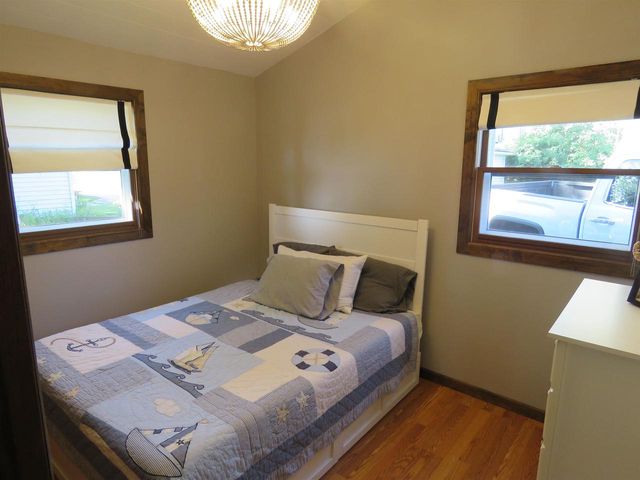 N10524 Howard Avenue, Fox Lake, WI 53933
