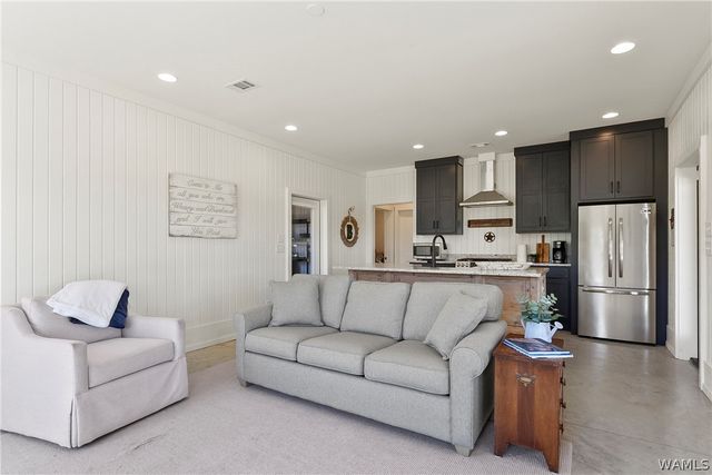 1952 County Road 52, Moundville, AL 35474