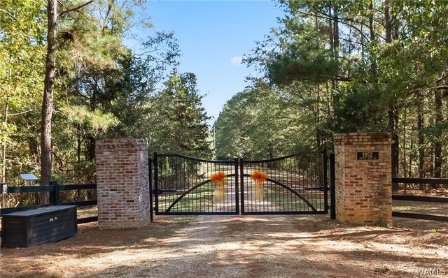 1952 County Road 52, Moundville, AL 35474