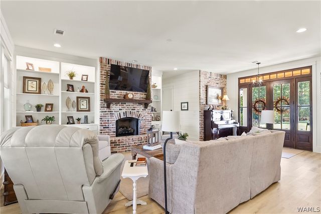 1952 County Road 52, Moundville, AL 35474