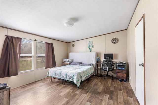 58 County Road 4006, Dayton, TX 77535