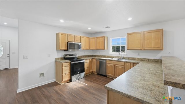 501 Bald Eagle, Canyon Lake, TX 78133