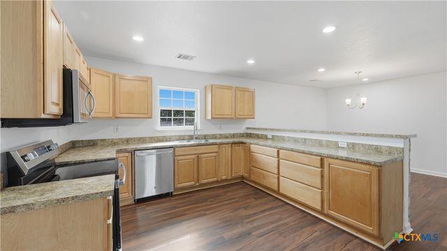 501 Bald Eagle, Canyon Lake, TX 78133