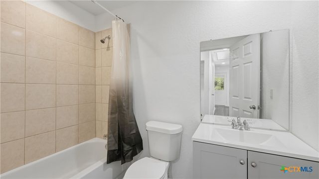 501 Bald Eagle, Canyon Lake, TX 78133