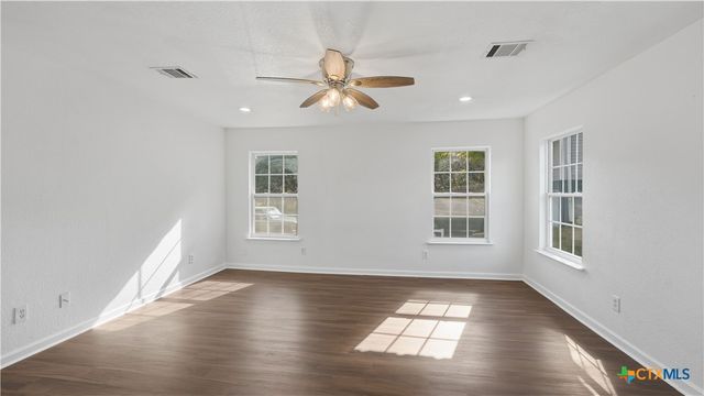 501 Bald Eagle, Canyon Lake, TX 78133